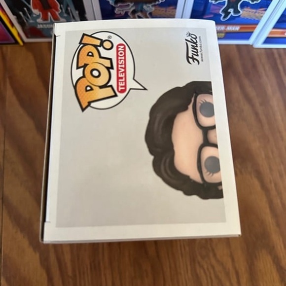 Funko Pop Phyllis Vance The Office - Picture 5 of 5